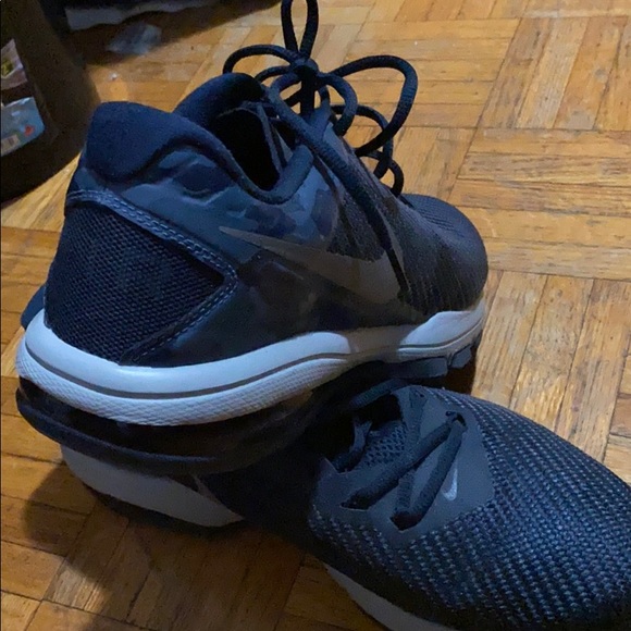 Shoes - Picture 2 of 4